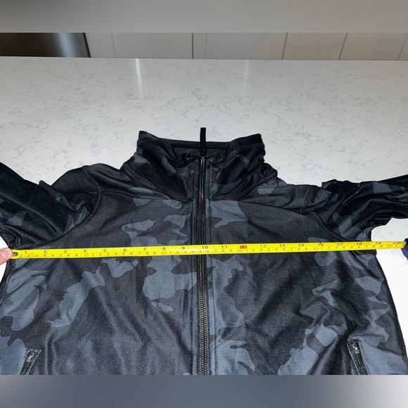 PrAna Jacket - Picture 12 of 13